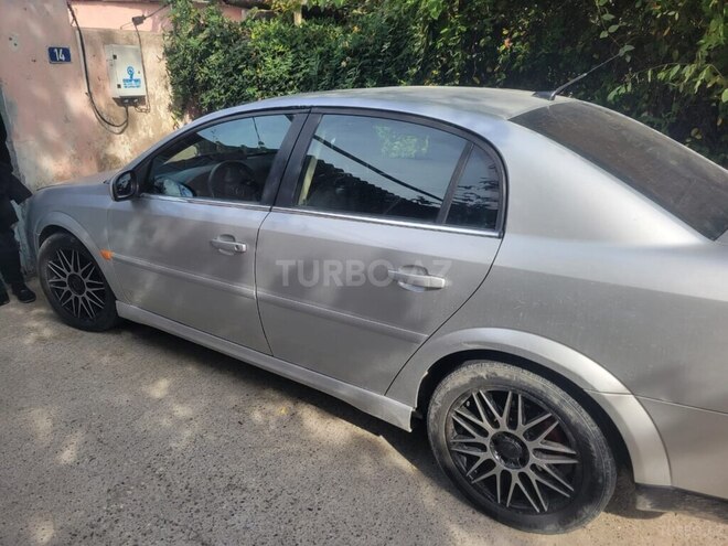Opel Vectra-3