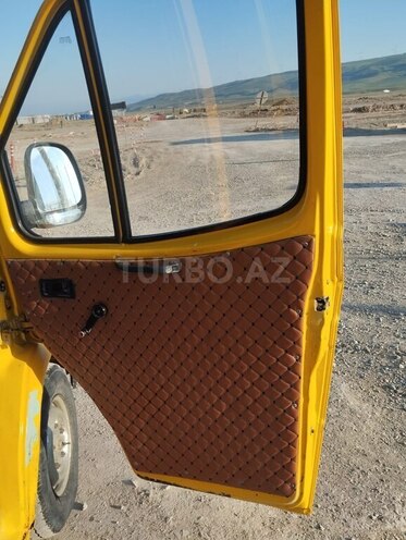 Ford Transit-5