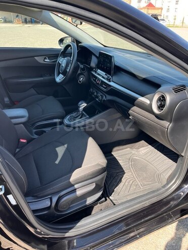 Kia Forte-10