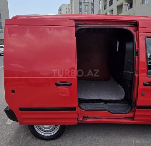 Ford Tourneo Connect-8