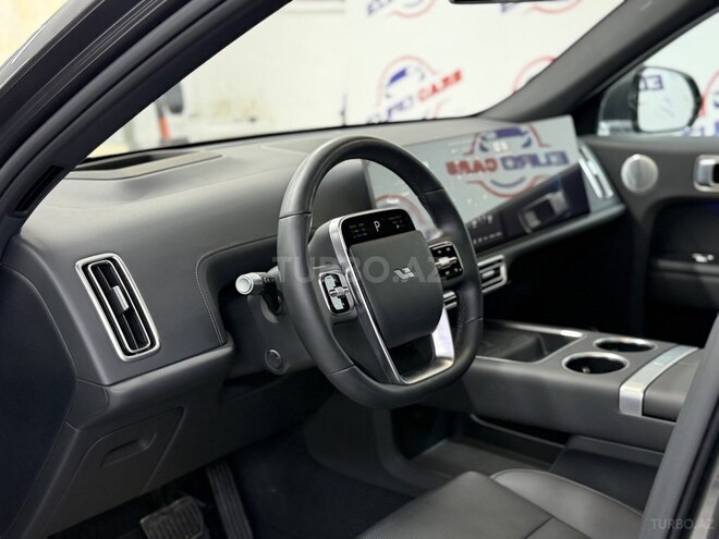 Li Auto L7-8