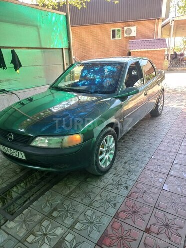 Opel Vectra-3