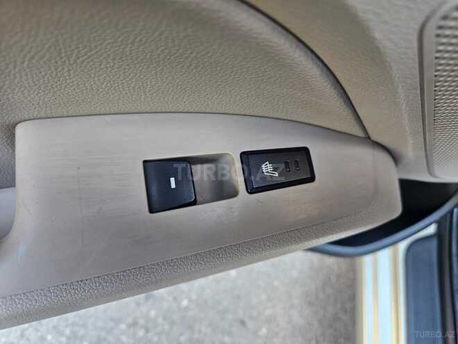 Hyundai Elantra-15
