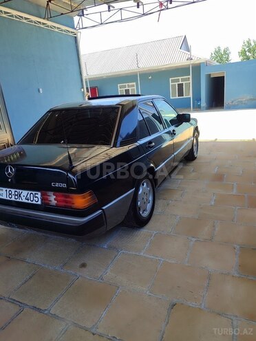 Mercedes 190-5