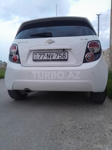 Chevrolet Aveo-6