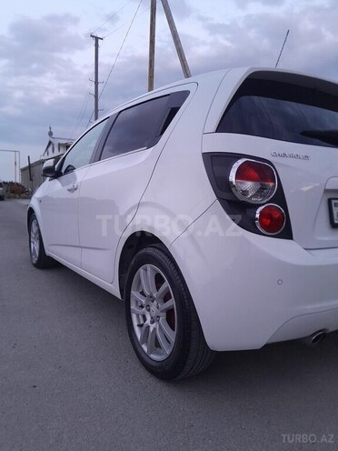 Chevrolet Aveo-9