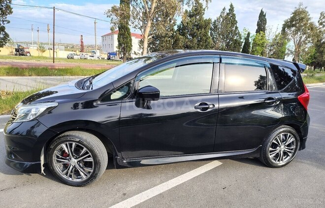 Nissan Note-2