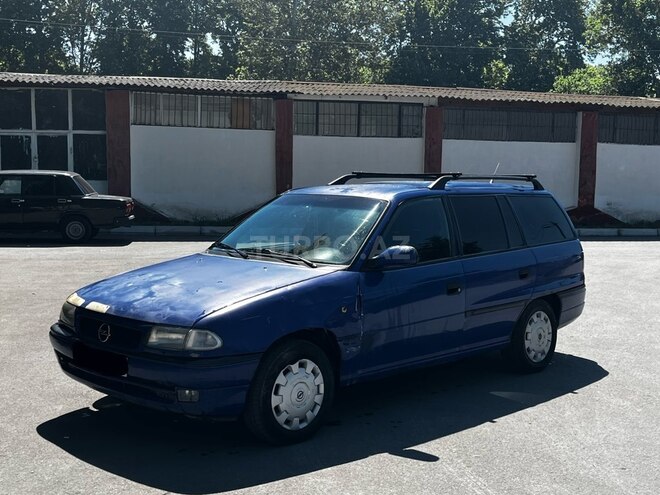 Opel Astra-2
