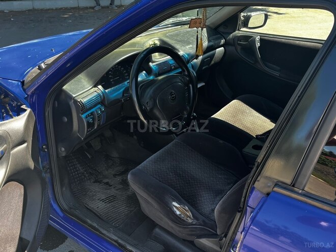 Opel Astra-9