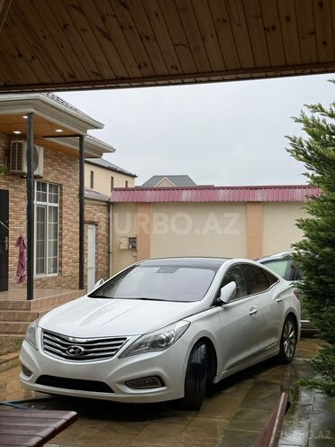 Hyundai Azera-1