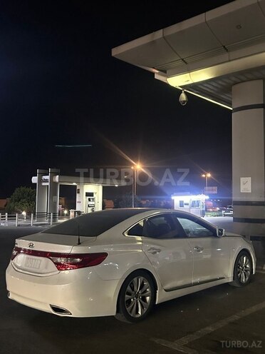 Hyundai Azera-4
