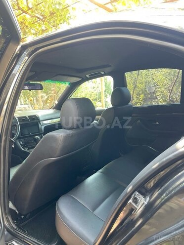 BMW 523-7