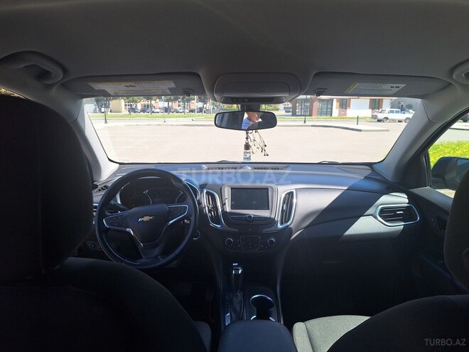 Chevrolet Equinox-12