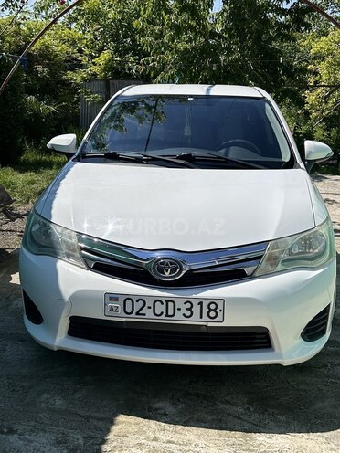 Toyota Corolla Axio-1