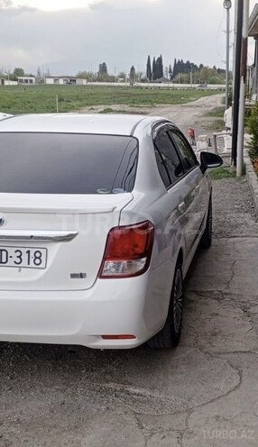 Toyota Corolla Axio-5