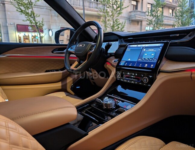 Jeep Grand Cherokee-15