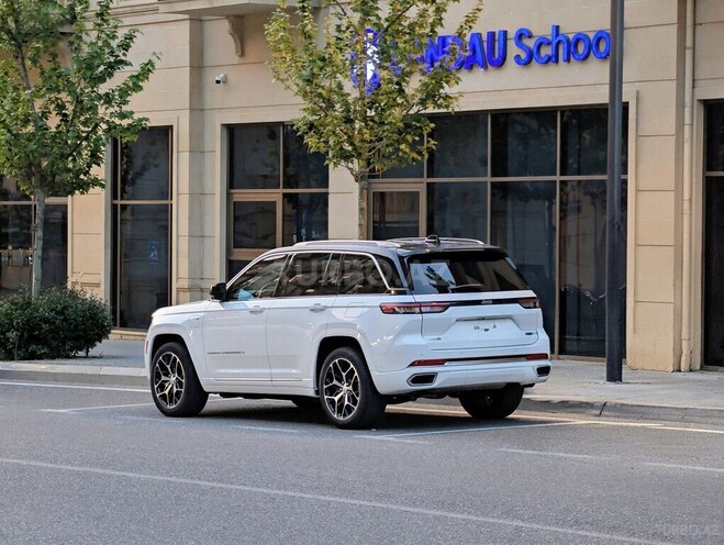 Jeep Grand Cherokee-4