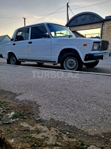 LADA (VAZ) 2107-5