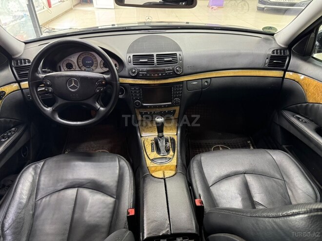 Mercedes E 350-9