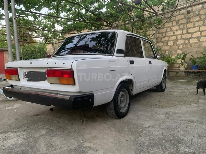 LADA (VAZ) 2107-5