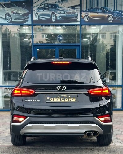 Hyundai Santa Fe-16