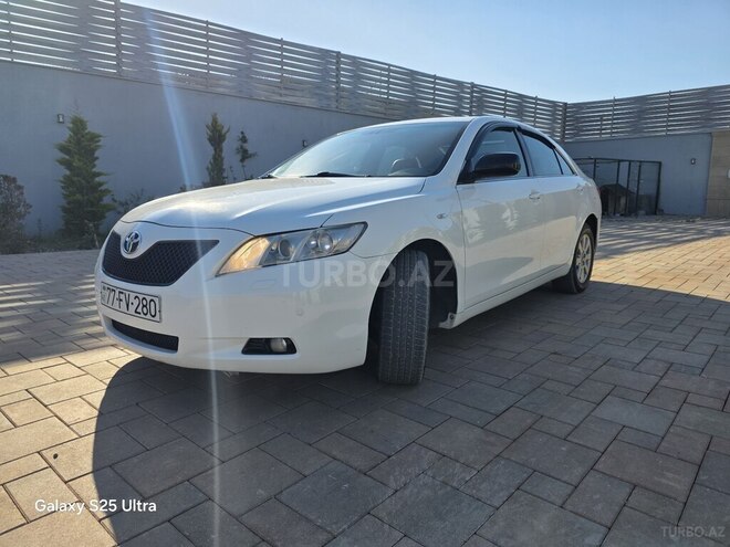 Toyota Camry-2