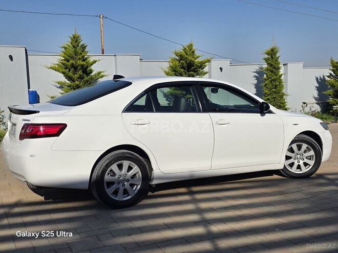 Toyota Camry-4