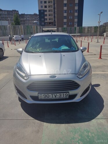 Ford Fiesta-1