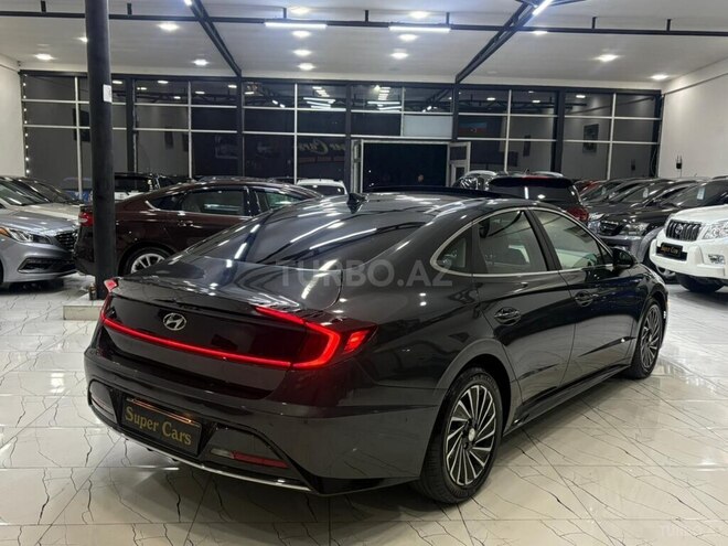 Hyundai Sonata-7