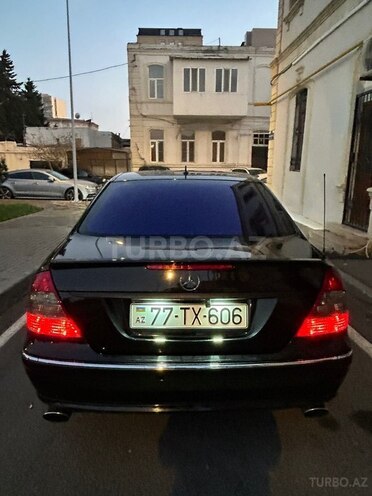 Mercedes E 200-8