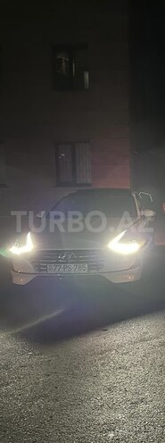 Hyundai Sonata-3