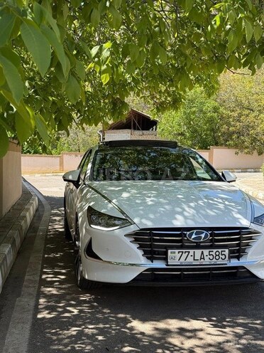 Hyundai Sonata-13