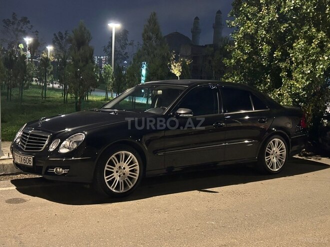 Mercedes E 200-1