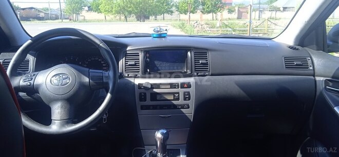 Toyota Corolla-8