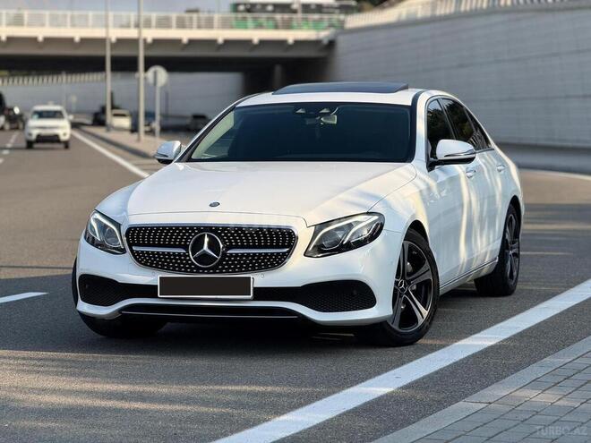Mercedes E 220 d-1