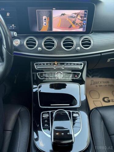 Mercedes E 220 d-16