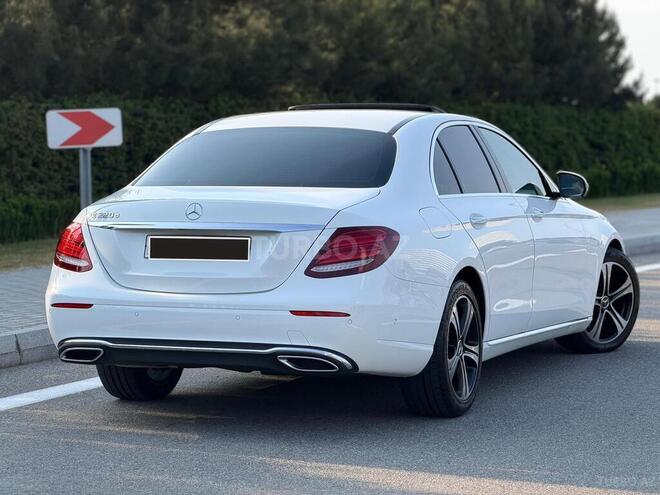 Mercedes E 220 d-7