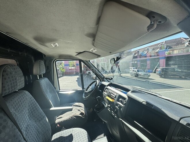 Ford Transit-11