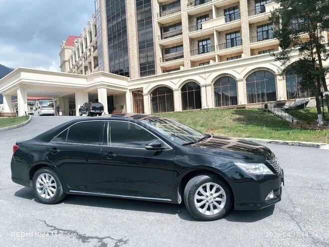 Toyota Camry-4