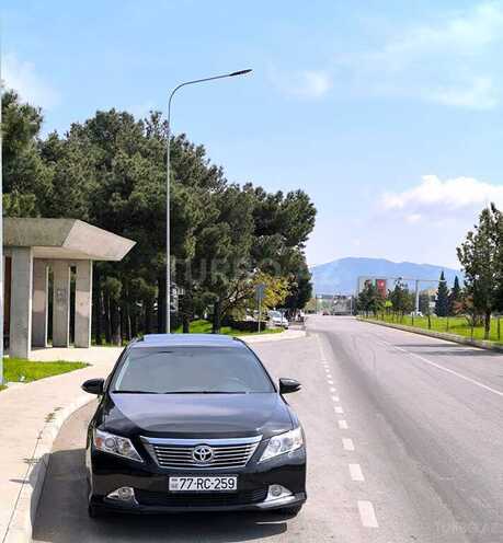 Toyota Camry-6