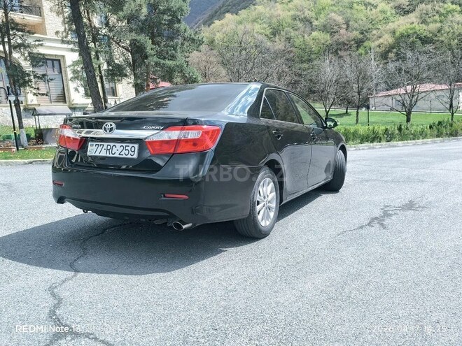 Toyota Camry-7