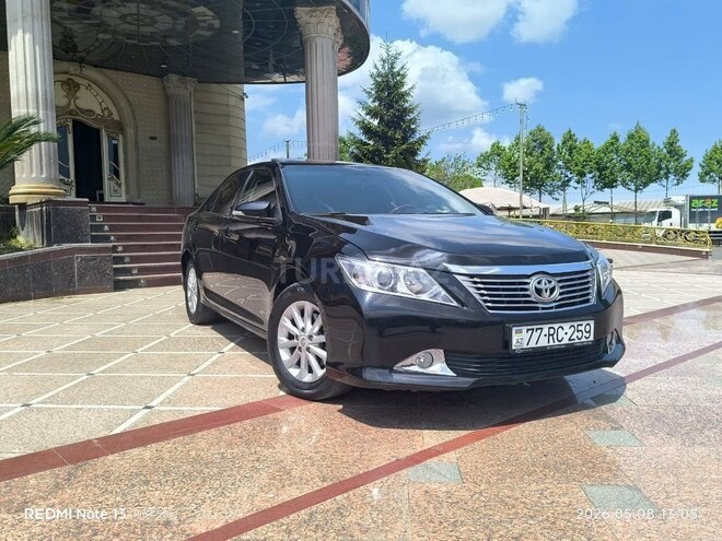 Toyota Camry-3