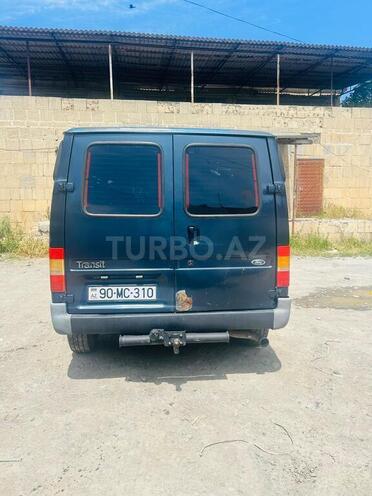 Ford Transit-2