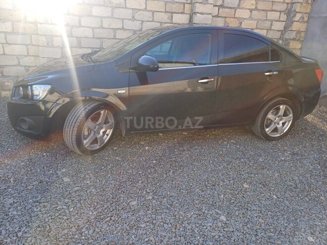 Chevrolet Sonic-2