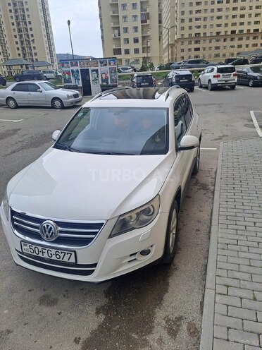 Volkswagen Tiguan-5