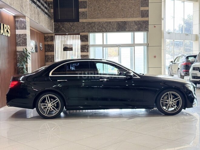 Mercedes E 220 d-7
