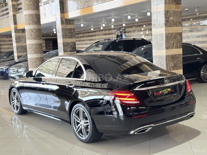 Mercedes E 220 d-10