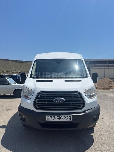 Ford Transit-1