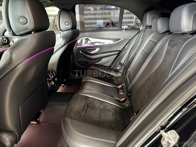 Mercedes E 220 d-14