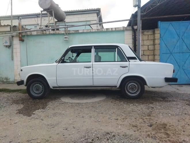 LADA (VAZ) 21011-4
